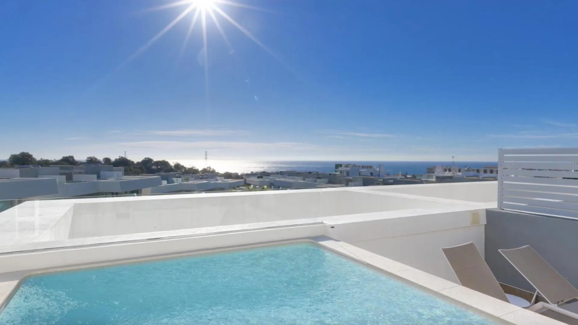 Exclusive Sea View Townhouse With Private Plunge Pool In La Valvega, La Cala De Mijas Apartment