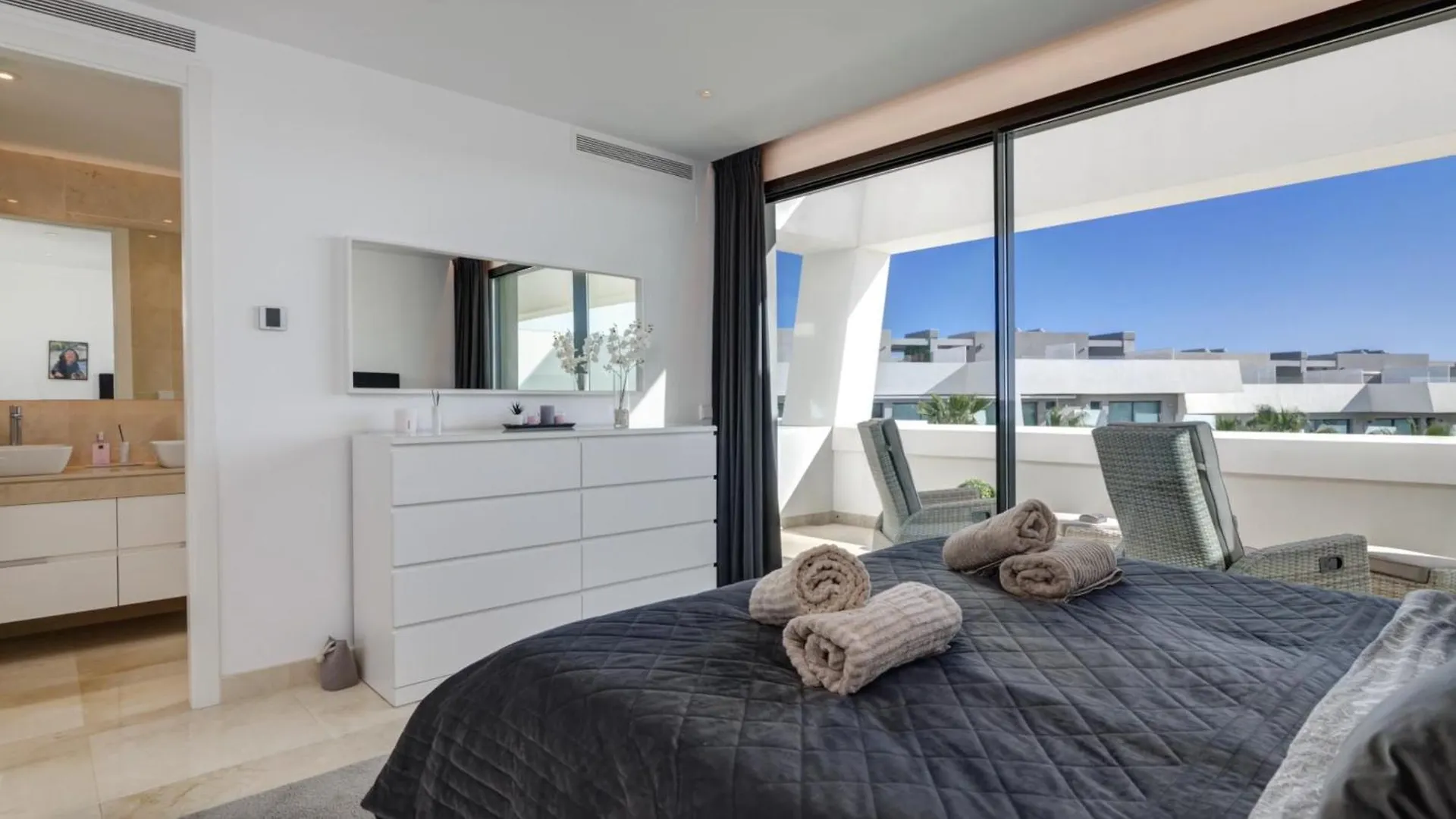 Exclusive Sea View Townhouse With Private Plunge Pool In La Valvega, La Cala De Mijas Apartment Spain